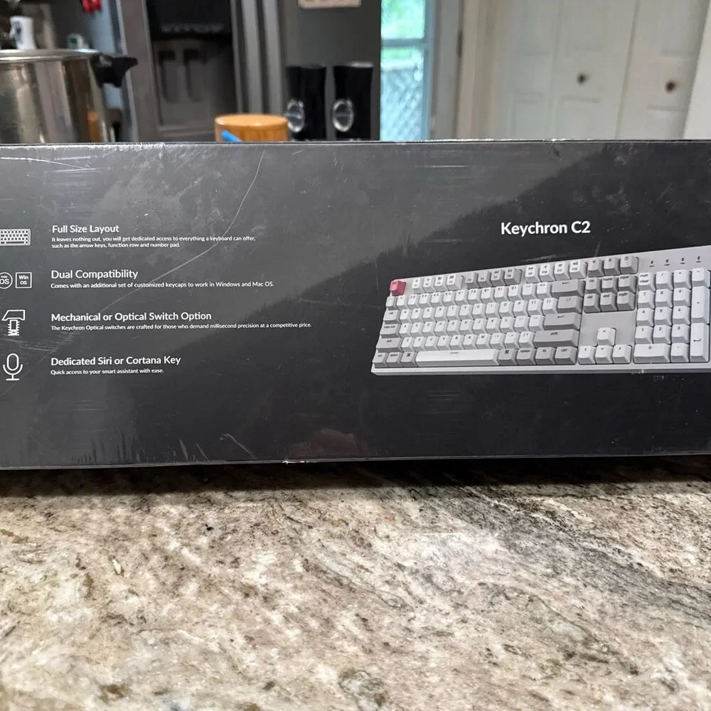 Keychron C2 Mechanical Keyboard w/ Swappable RGB Blacklight Red Switch New
